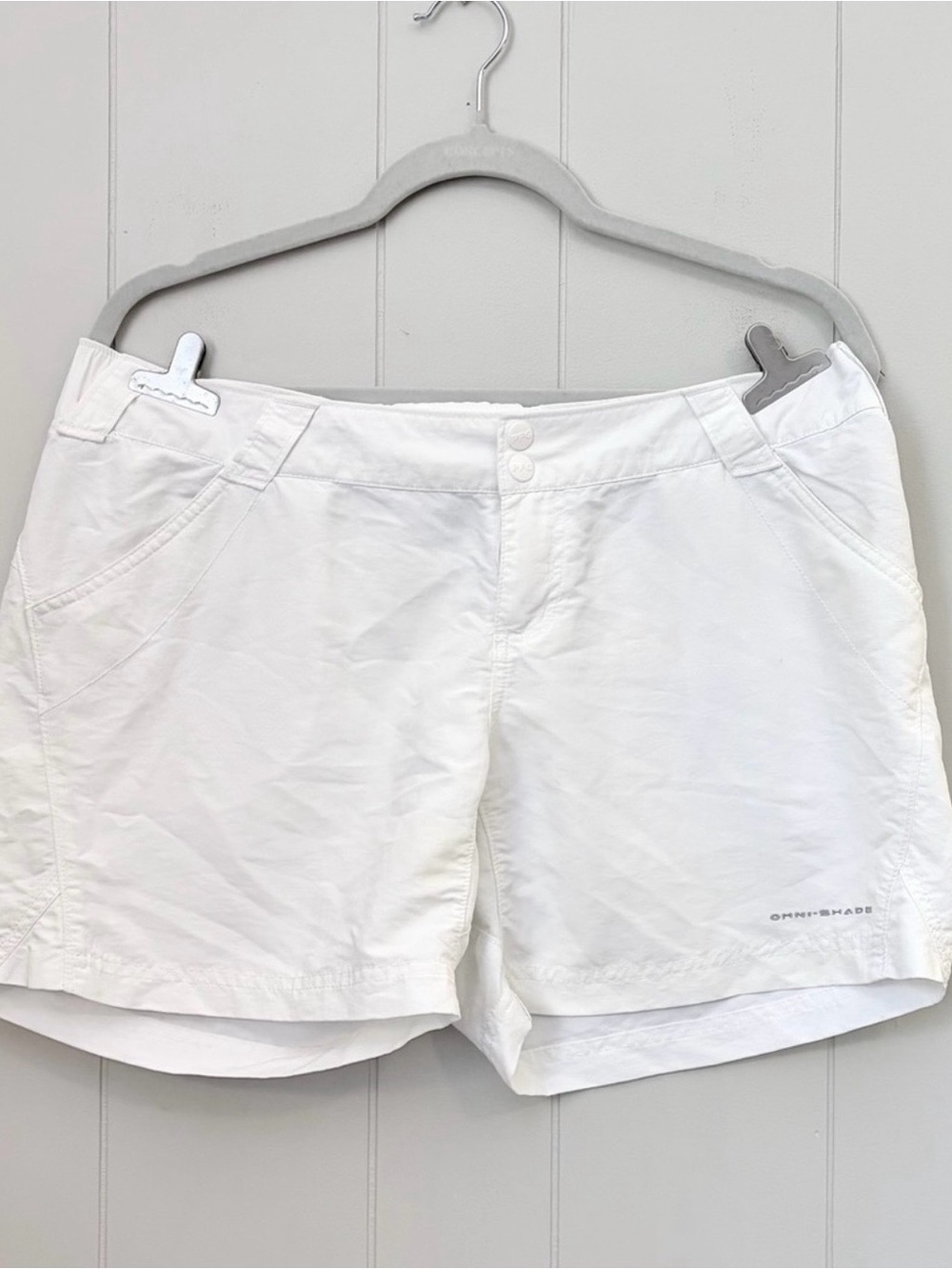 Columbia White Women's Omni-Shade Shorts